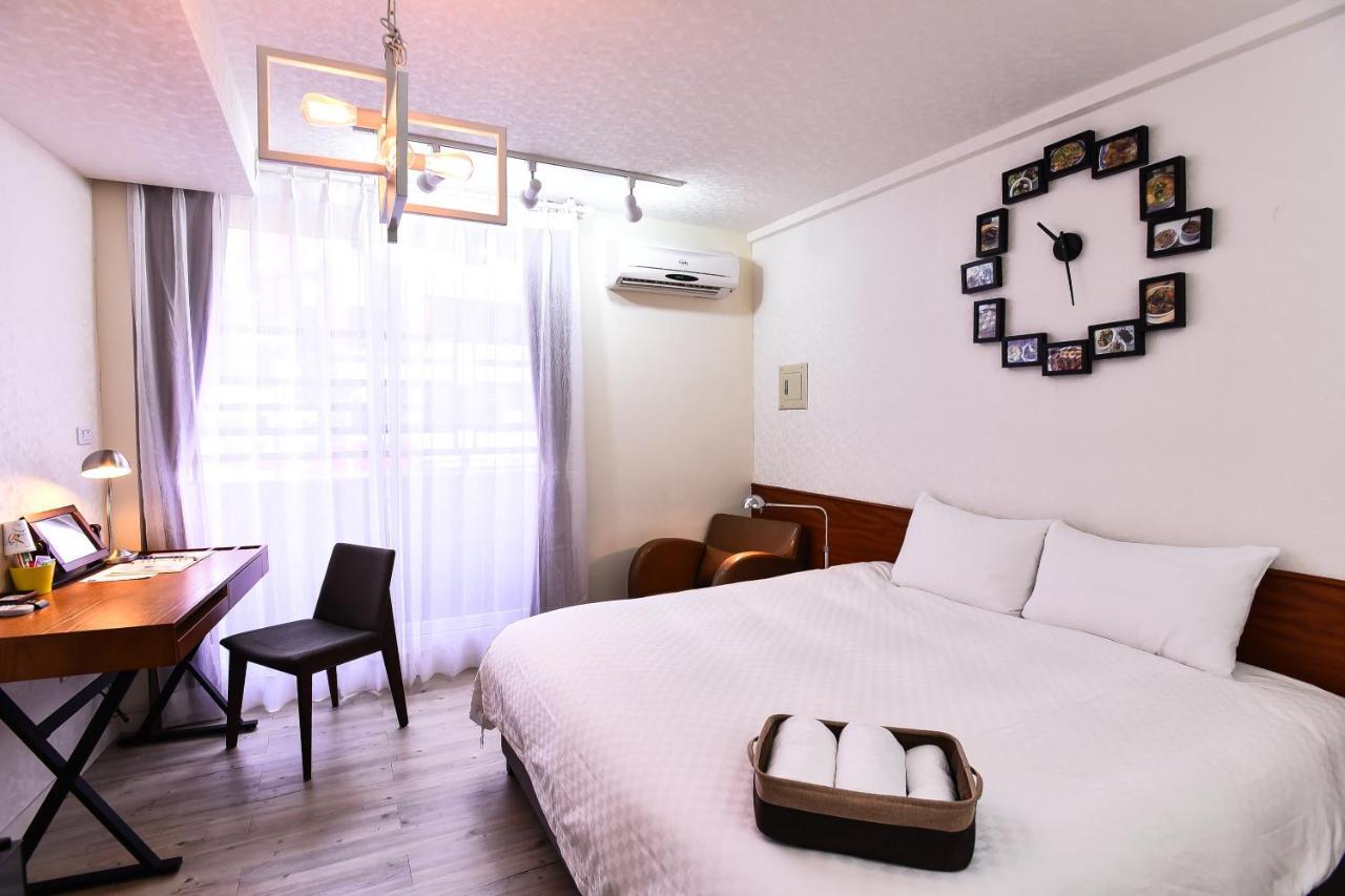 Rainbow Island Apartment Tainan Exterior photo