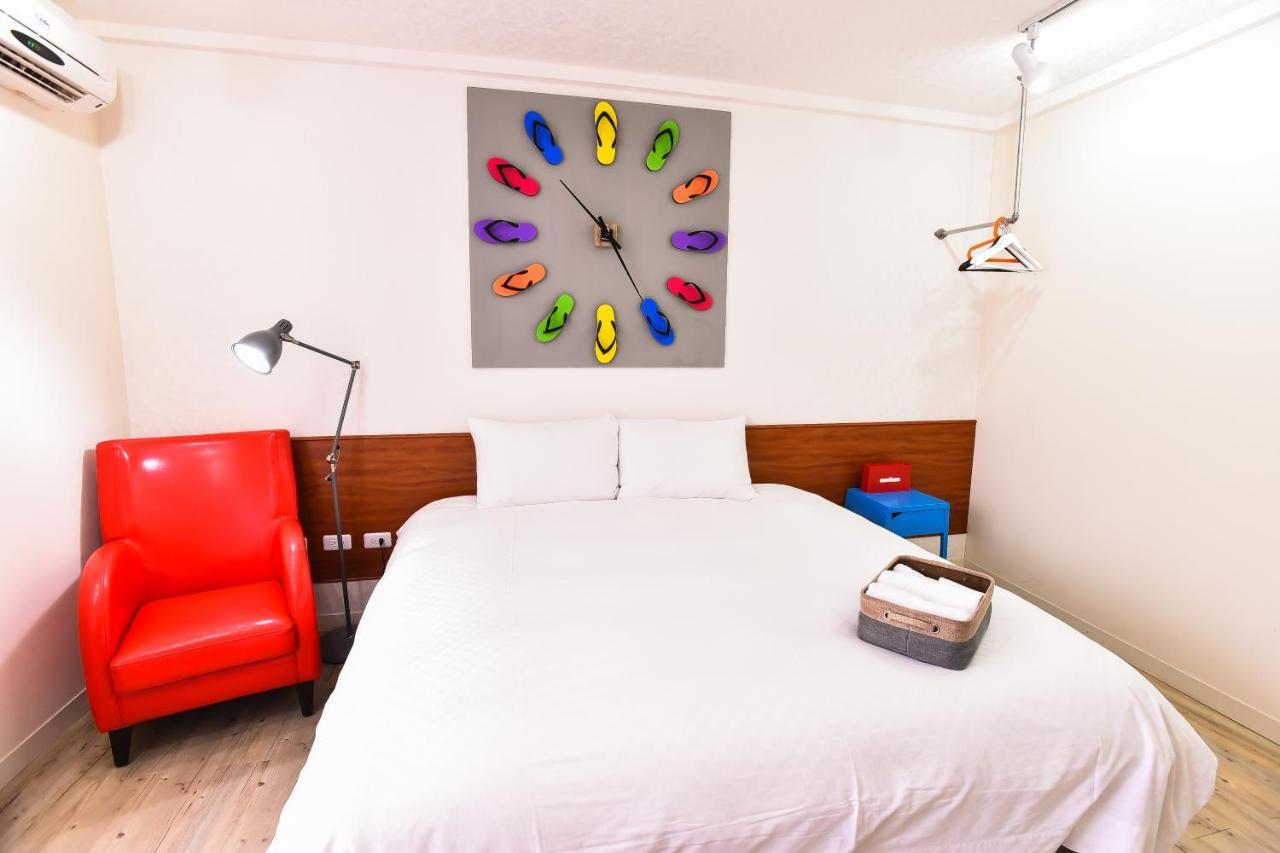 Rainbow Island Apartment Tainan Exterior photo